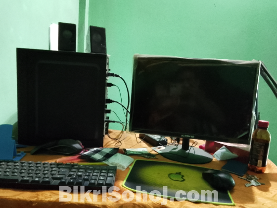 ডেস্কটপ কম্পিউটার